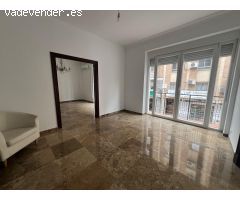 ESPECTACULAR PISO CON COCHERA EN PLENA CALLE CONCEPCIÓN!!!