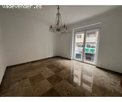 ESPECTACULAR PISO CON COCHERA EN PLENA CALLE CONCEPCIÓN!!!