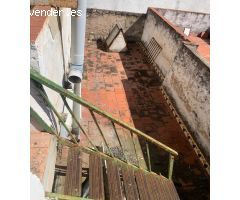 CASA PARA DERRIBO BARRIO NARANJO