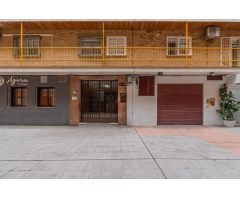 Se vende cochera cerrada y trastero junto a Plaza de Gracia