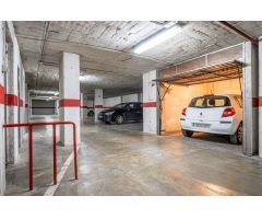 Se vende cochera cerrada y trastero junto a Plaza de Gracia