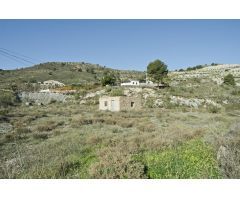 FINCA RUSTICA CON CONSTRUCCIÓN