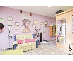 Local comercial acondicionado como centro de estética