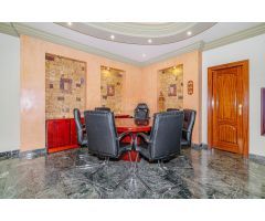 ???? ¡Oportunidad única! Local Comercial en Granada – Zona Parque del Genil ????