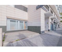 AMPLIO LOCAL COMERCIAL EN CALLE ARABIAL; VISIBILIDAD, UBICACIÓN Y ESPACIO PERFECTO PARA TU NEGOCIO