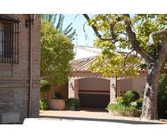 EXCLUSIVO CHALET UNA PLANTA CON 2300M2 DE PARCELA