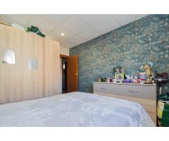 Piso luminoso en el Zaidín con excelente ubicación – ¡Para entrar a vivir!