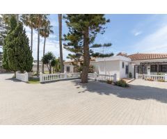 VILLA EN EL PUNTALÓN. MOTRIL