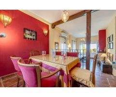Precioso chalet independiente con piscina en cumbres verdes