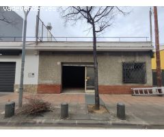 Local comercial con cámara frigorífica en venta