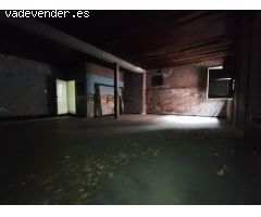 Local comercial con cámara frigorífica en venta