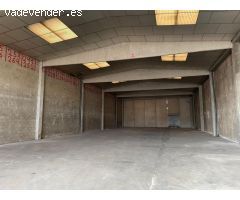 Nave Industrial de alquiler en Canovelles