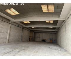 Nave Industrial de alquiler en Canovelles