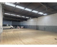 Nave industrial con salida a dos calles