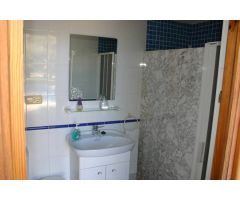 EXCELENTE CHALET A 800 M. CASCO URBANO.