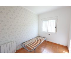 CASA INDEPENDIENTE CON PISCINA EN VENTA URB. CALAFELL PARK