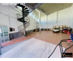 ¡OPORTUNIDAD ÚNICA! NAVE INDUSTRIAL DE 492 m² CON OFICINAS, BAÑO Y PATIO PRIVADO