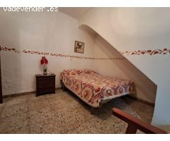 Casa de Pueblo con Gran Potencial en el Centro de Calasparra
