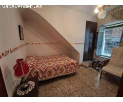 Casa de Pueblo con Gran Potencial en el Centro de Calasparra