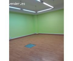 ¡Oportunidad en el barrio de Sant Martí! Local de 56?m² cerca del metro – Ideal para tu proyecto