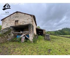 Venta de Dos Casonas con Encanto para Restaurar en Villacarriedo