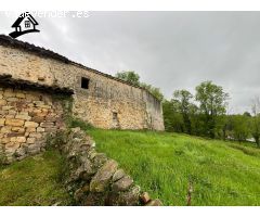 Venta de Dos Casonas con Encanto para Restaurar en Villacarriedo