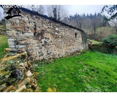 VENTA DE FINCAS Y CONJUNTO DE TRES CABAÑAS PASIEGAS EN SAN PEDRO DEL ROMERAL