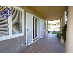 Chalet en Montereal independiente con piscina y jardín