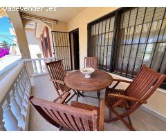 Vivienda 2x1 con patio y piscina en Cabo de Palos – ¡Ideal para familias o inversión!
