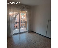 Amplio piso de 3 dormitorios en el corazón de Benidorm, reformado y amueblado