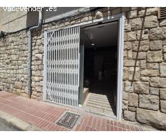 Oportunidad Única: Local Comercial de Esquina en Benidorm con Dos Espacios