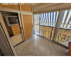Apartamento en Benidorm cerca del centro y la playa, con piscina y parking