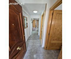Apartamento en Benidorm cerca del centro y la playa, con piscina y parking