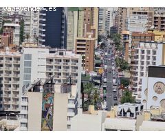 Apartamento con Vistas al Mar, la Montaña y la Cruz de Benidorm en Rincón de Loix