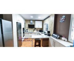 CHALET CON PISCINA PRIVADA EN PUERTO DE LA TORRE, MÁLAGA.