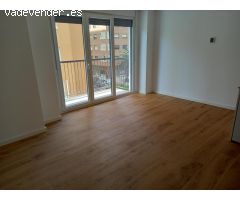 Piso en Alquiler en Valencia de las Torres, Valencia