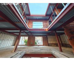 Espectacular casa al centre de Vilanova amb moltes possibilitats