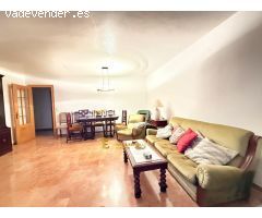 PISO DE 180M2 CON  4  DORMITORIOS JUNTO PLAZA CALDERON