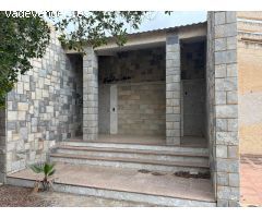 Chalet en Venta en Elche de la Sierra, Alicante