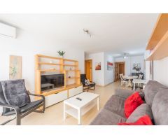 Apartamento con vistas laterales al mar