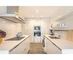Apartamento con vistas abiertas en Valley Heights