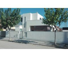 Villa 3 dormitorios y 2 baños en Pîlar de la Horadada