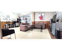 CASA EN VENTA EN GUILLENA BARRIADA LOS MOLINILLOS