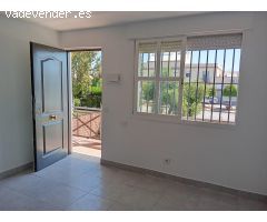 Se alquila piso en Torre de la Reina