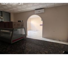 Centro comercial a la venta en Guillena