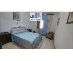 CASA EN QUESADA