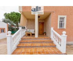 CASA EN PUENTE TABLAS