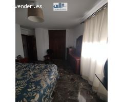 PISO EN PUERTA MARTOS