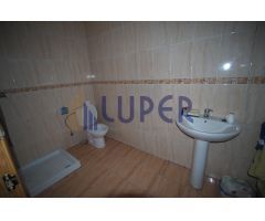 Local comercial en Alquiler en San Juan de Alicante, Alicante