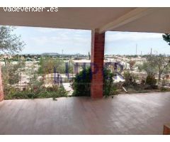 Chalet en San Vicente, Boqueres